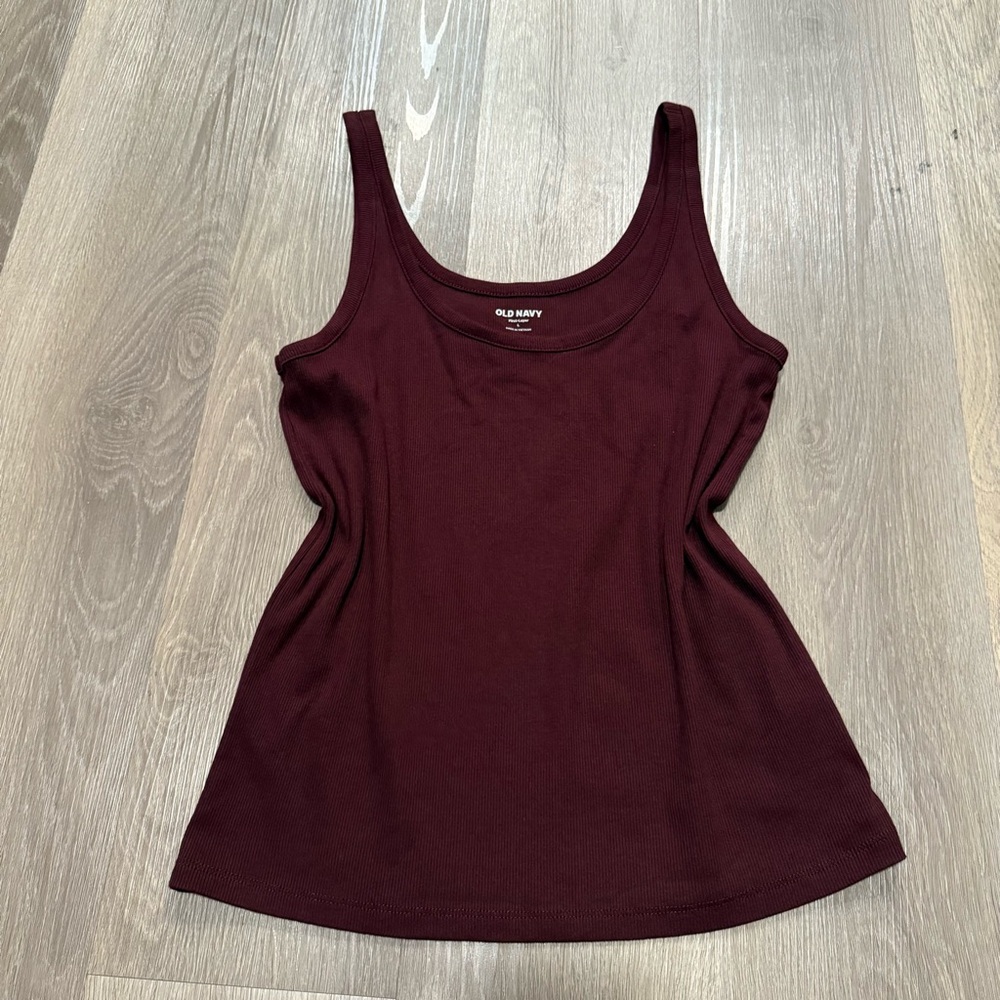 Old Navy Women's Deep Burgundy Tank Top